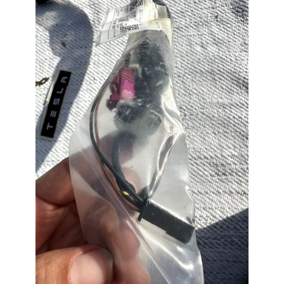 Tesla Model 3 Rear Trunk Harnesses For 2018 2019 2020 Latest Rev. NEW - Picture 2 of 8